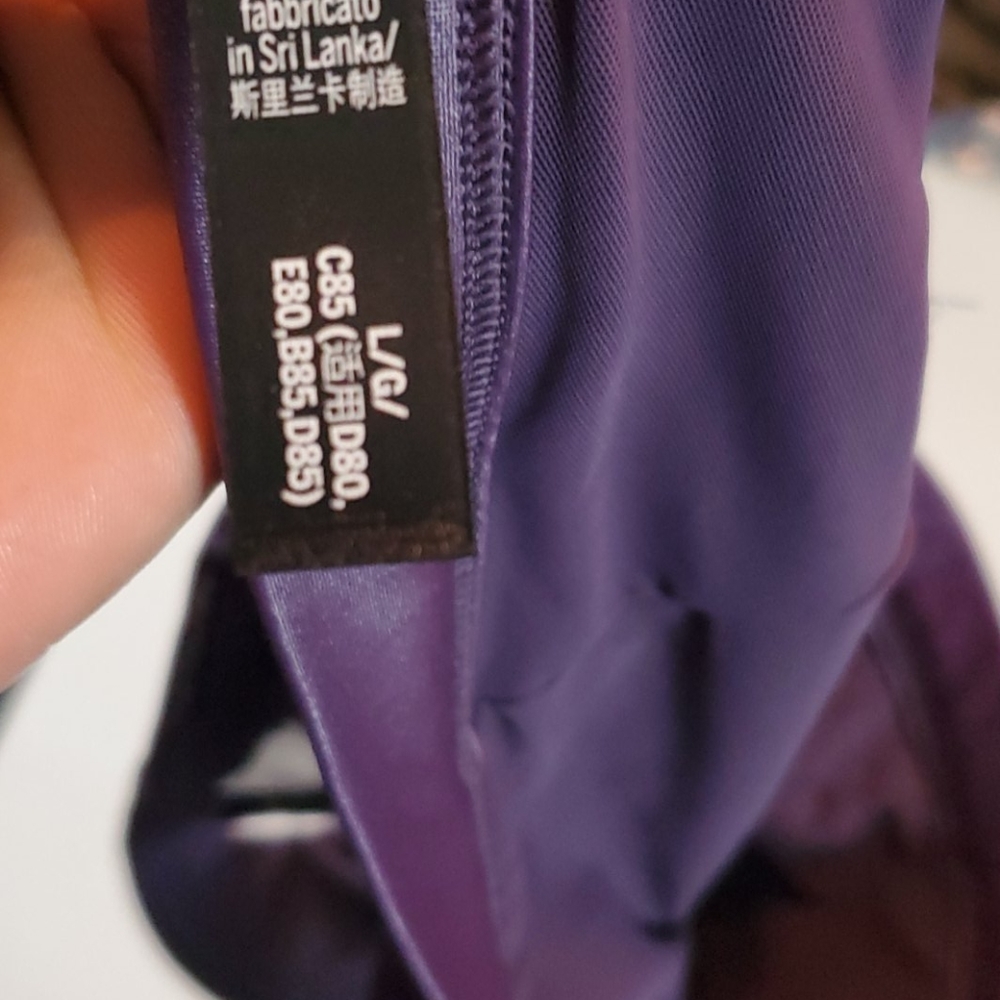 Victoria's Secret (Large) - Picture 5 of 8
